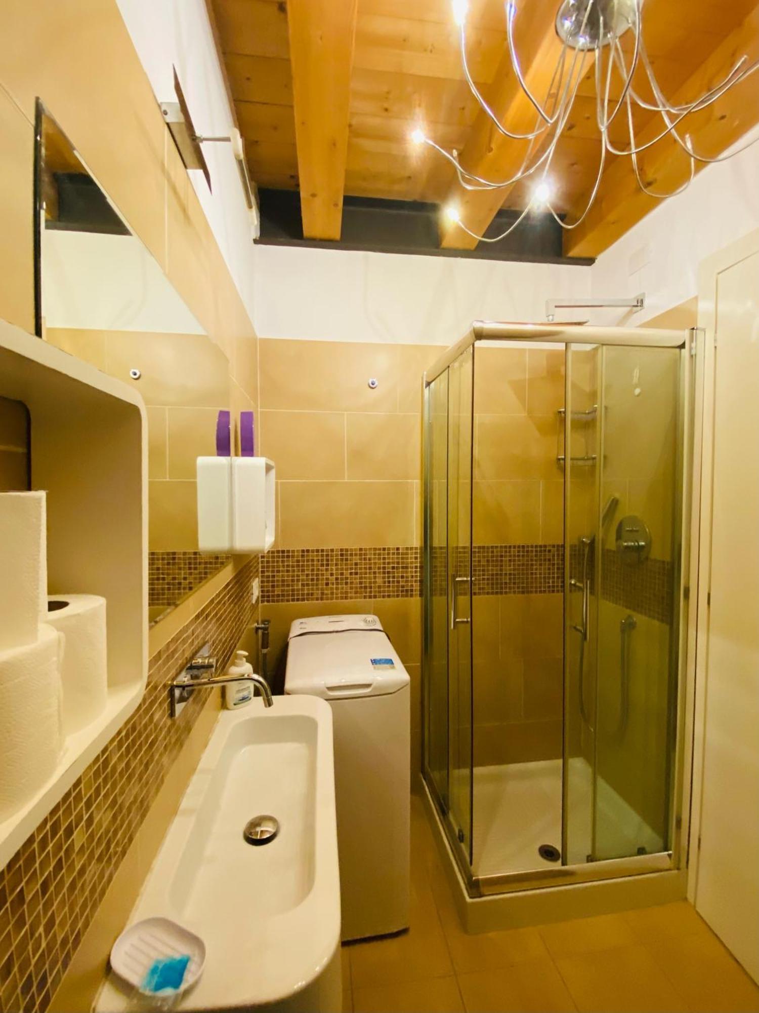Central Luxury Garden Guest House ميستر المظهر الخارجي الصورة